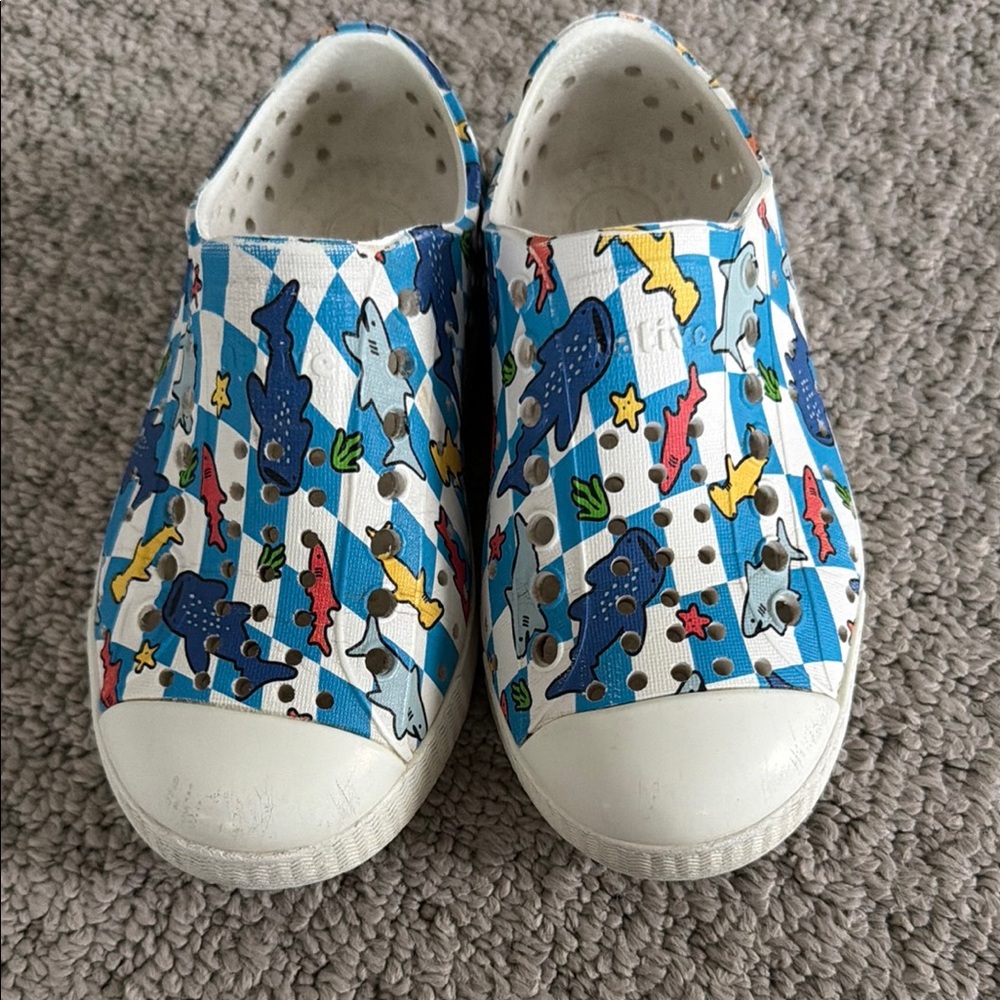 Kids Native Blue Shark Print Slip-On Sneakers
